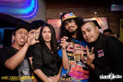 YUPP!! Network กับ HIGHHOT × LAZYLOXY × OG-ANIC ที่ บาร์ เน็กซ์ ดอร์ — photo 115