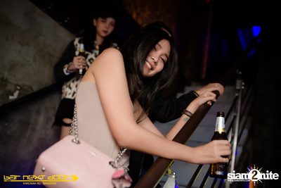YUPP!! Network กับ HIGHHOT × LAZYLOXY × OG-ANIC ที่ บาร์ เน็กซ์ ดอร์ — photo 116
