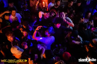 YUPP!! Network กับ HIGHHOT × LAZYLOXY × OG-ANIC ที่ บาร์ เน็กซ์ ดอร์ — photo 118
