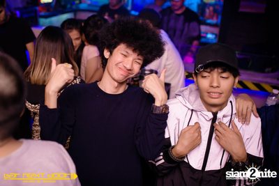 YUPP!! Network กับ HIGHHOT × LAZYLOXY × OG-ANIC ที่ บาร์ เน็กซ์ ดอร์ — photo 129