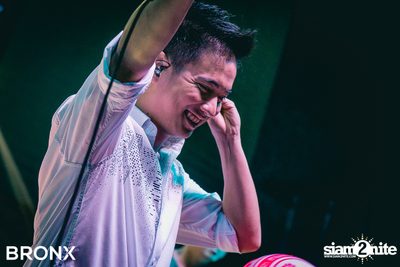 Za Day by Soda Singha: Tattoo Colour ที่ บรองซ์ — photo 90