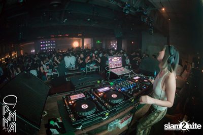 Pleasemakemyroom: Cocktail at DND Club — photo 31