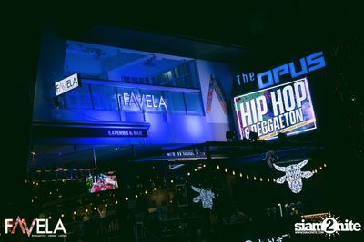 Friday Night at Favela Thonglor — photo 1