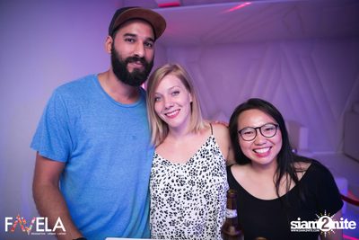 Friday Night at Favela Thonglor — photo 8
