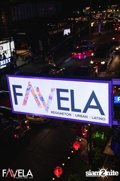 Friday Night at Favela Thonglor — photo 10