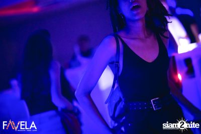 Friday Night at Favela Thonglor — photo 14