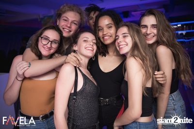 Friday Night at Favela Thonglor — photo 16