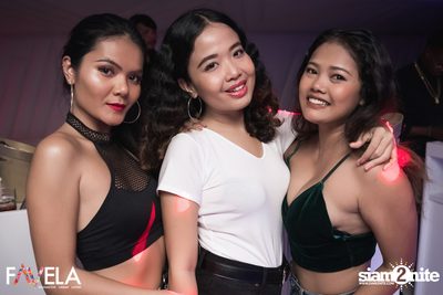 Friday Night at Favela Thonglor — photo 32