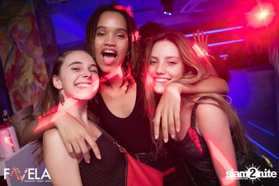 Friday Night at Favela Thonglor — photo 34