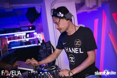 Friday Night at Favela Thonglor — photo 44