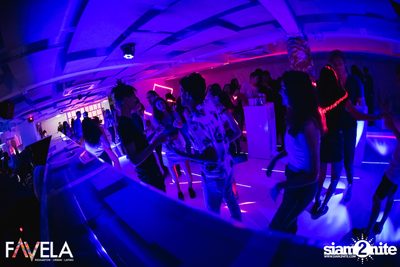 Friday Night at Favela Thonglor — photo 49