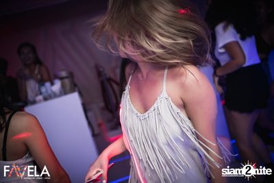 Friday Night at Favela Thonglor — photo 55