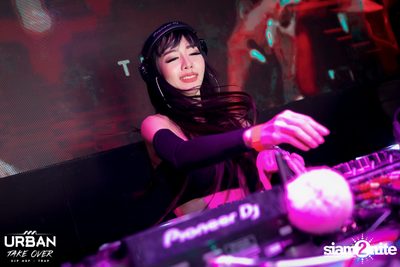 Federbräu นำเสนอ Urban Take Over ที่ แทร็ปทองหล่อ — photo 186