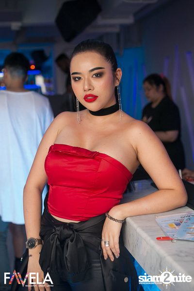 Saturday Night at Favela Thonglor — photo 23