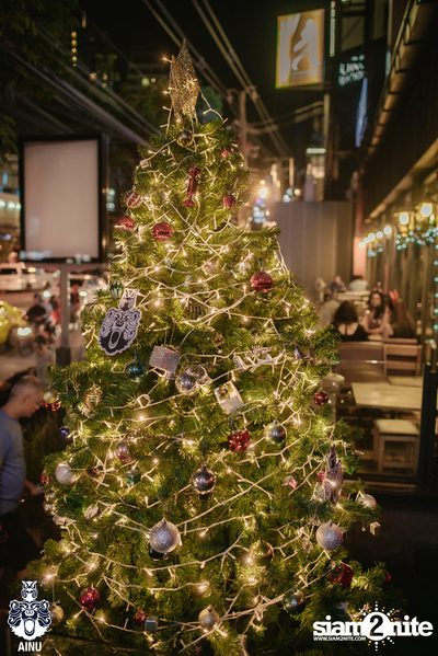 Christmas Eve at Ainu Bar — photo 2