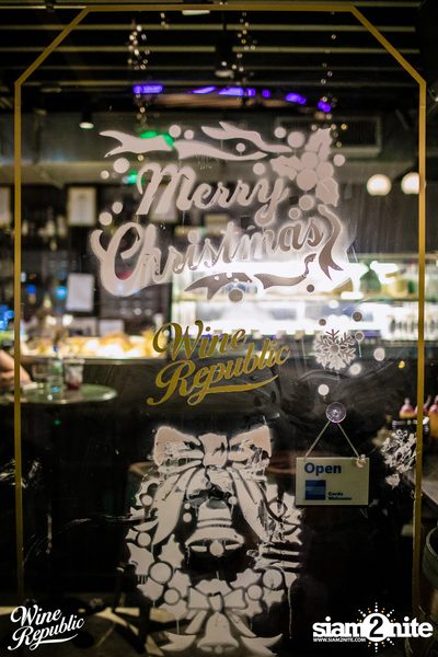Christmas Night at Wine Republic — photo 22