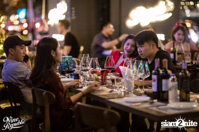 Christmas Night at Wine Republic — photo 24