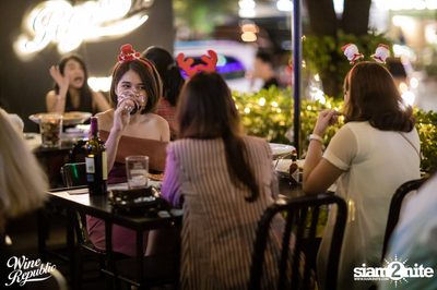 Christmas Night at Wine Republic — photo 25