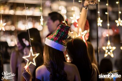 Christmas Night at Wine Republic — photo 37