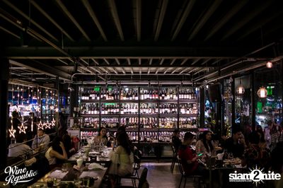 Christmas Night at Wine Republic — photo 38