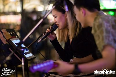 Christmas Night at Wine Republic — photo 47
