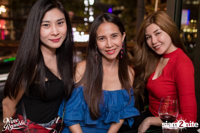 Christmas Night at Wine Republic — photo 53