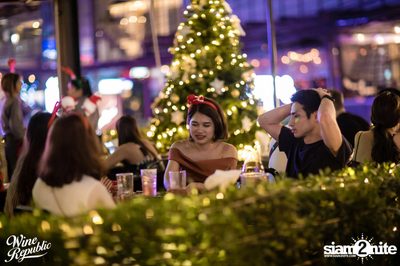 Christmas Night at Wine Republic — photo 61