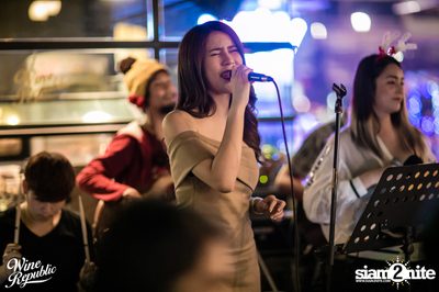 Christmas Night at Wine Republic — photo 69