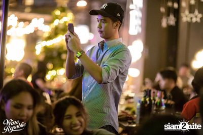 Christmas Night at Wine Republic — photo 73