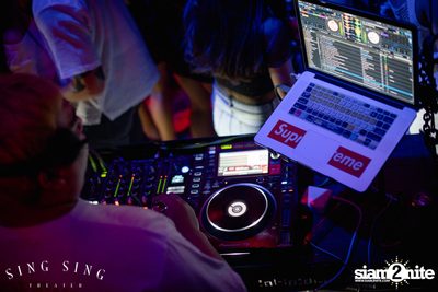 BLING IT กับ Bangkok Invaders ที่ ซิง ซิง เธียเตอร์ — photo 24