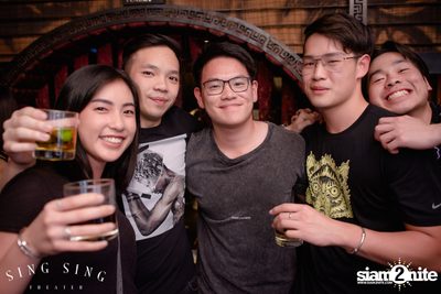 BLING IT กับ Bangkok Invaders ที่ ซิง ซิง เธียเตอร์ — photo 28