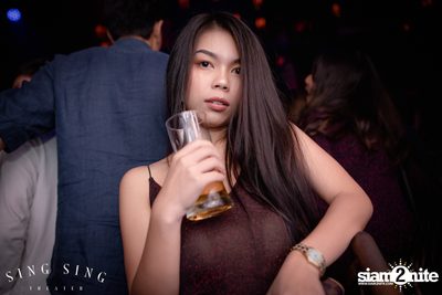 BLING IT กับ Bangkok Invaders ที่ ซิง ซิง เธียเตอร์ — photo 30