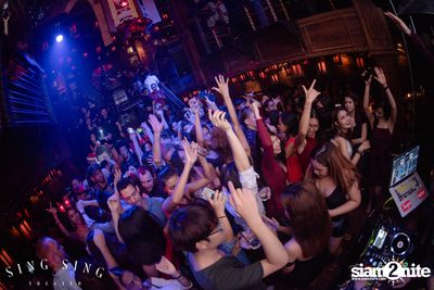 BLING IT กับ Bangkok Invaders ที่ ซิง ซิง เธียเตอร์ — photo 39