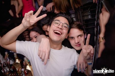 BLING IT กับ Bangkok Invaders ที่ ซิง ซิง เธียเตอร์ — photo 75