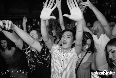 BLING IT กับ Bangkok Invaders ที่ ซิง ซิง เธียเตอร์ — photo 107