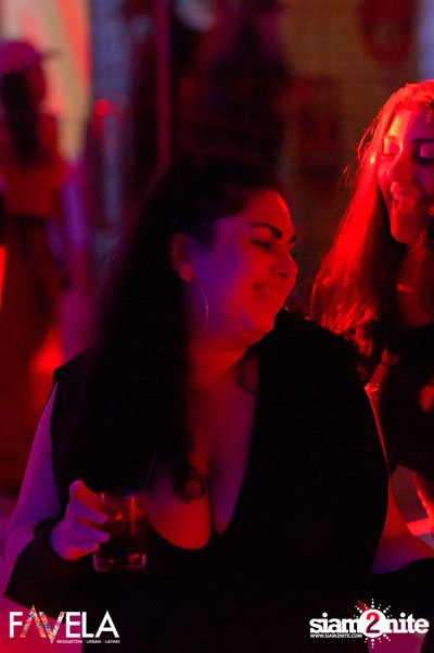 It's a Red Xmas Party at Favela  — photo 36