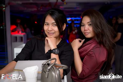 It's a Red Xmas Party at Favela  — photo 61