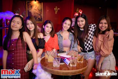MiXX Bangkok Christmas Festival 2018 — photo 16