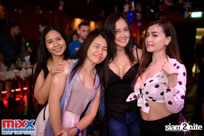 MiXX Bangkok Christmas Festival 2018 — photo 57