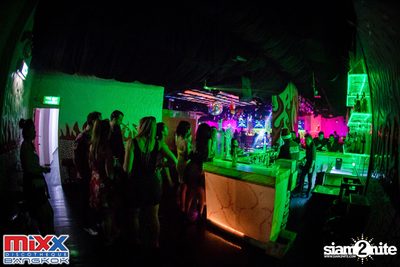 MiXX Bangkok Christmas Festival 2018 — photo 93