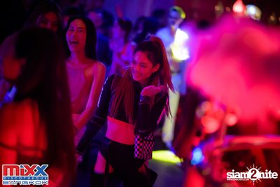 MiXX Bangkok Christmas Festival 2018 — photo 101