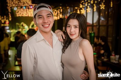 ป็อป ปองกูล ที่ เยลโล่ บาร์ — photo 39