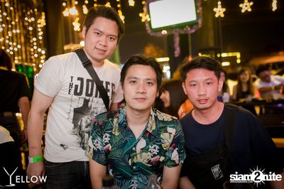 ป็อป ปองกูล ที่ เยลโล่ บาร์ — photo 61