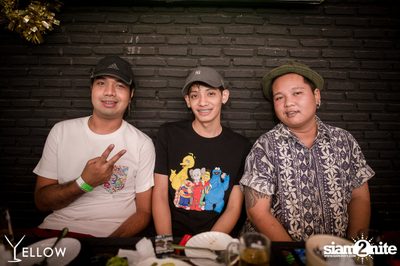 ป็อป ปองกูล ที่ เยลโล่ บาร์ — photo 62