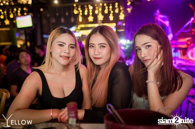 ป็อป ปองกูล ที่ เยลโล่ บาร์ — photo 63
