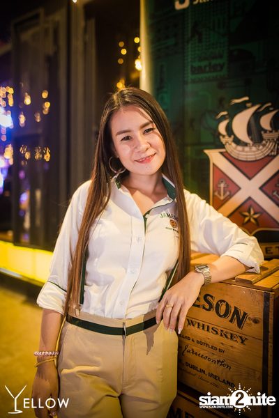 ป็อป ปองกูล ที่ เยลโล่ บาร์ — photo 67