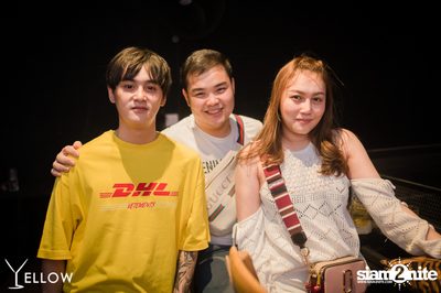 ป็อป ปองกูล ที่ เยลโล่ บาร์ — photo 95