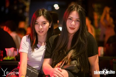 ป็อป ปองกูล ที่ เยลโล่ บาร์ — photo 110