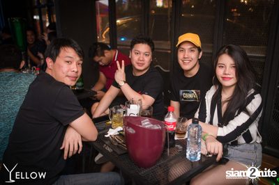 ป็อป ปองกูล ที่ เยลโล่ บาร์ — photo 125