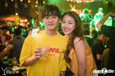 ป็อป ปองกูล ที่ เยลโล่ บาร์ — photo 130